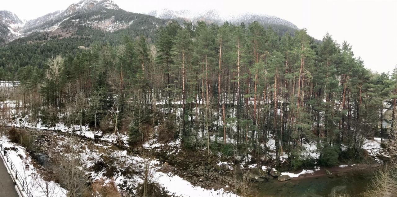 El Refugio De La Ardilla, Apartamento Canfranc-Estacion Exteriér fotografie
